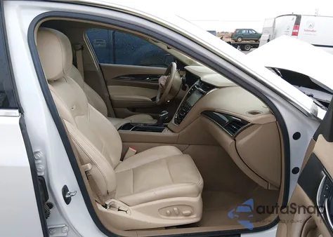 2016 Cadillac Cts Luxury Collection z USA, uszkodzony, nr VIN 1G6AR5SXXG0117227